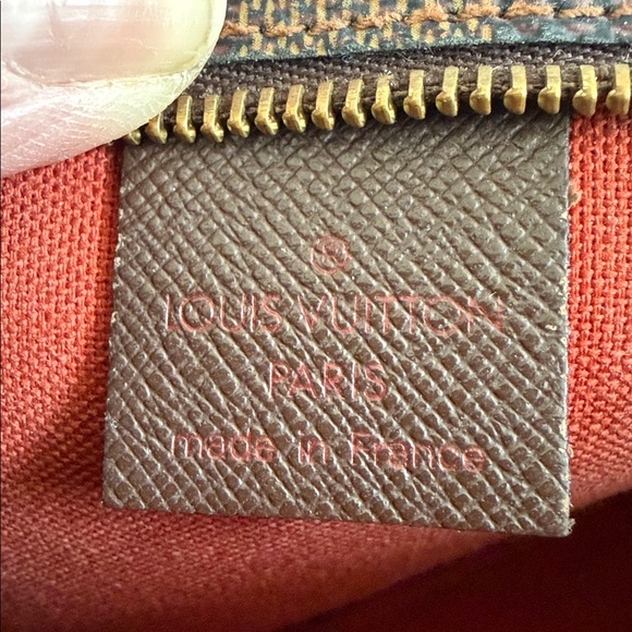 Louis Vuitton Damier Ebene Trousse Pochette Crossbody Bag - Picture 10 of 13